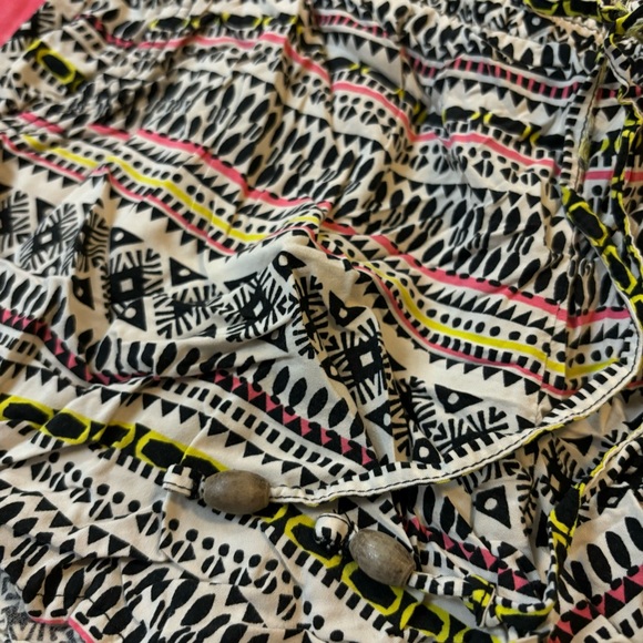 Patterned shorts - Picture 2 of 4